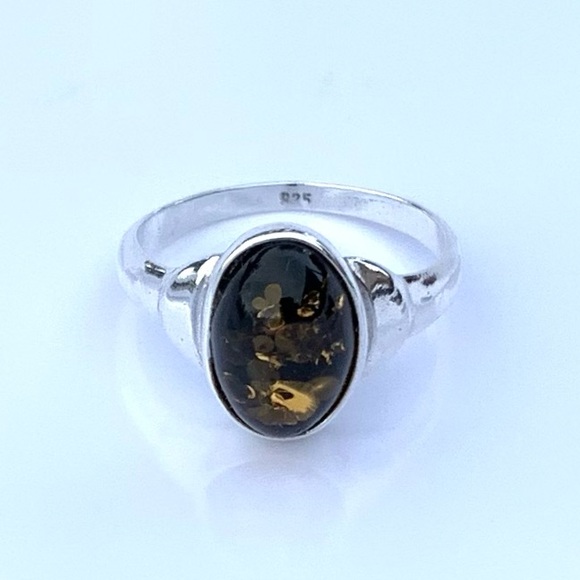 Amber and Silver Ring ~ Size 7-1/2 - Picture 4 of 6